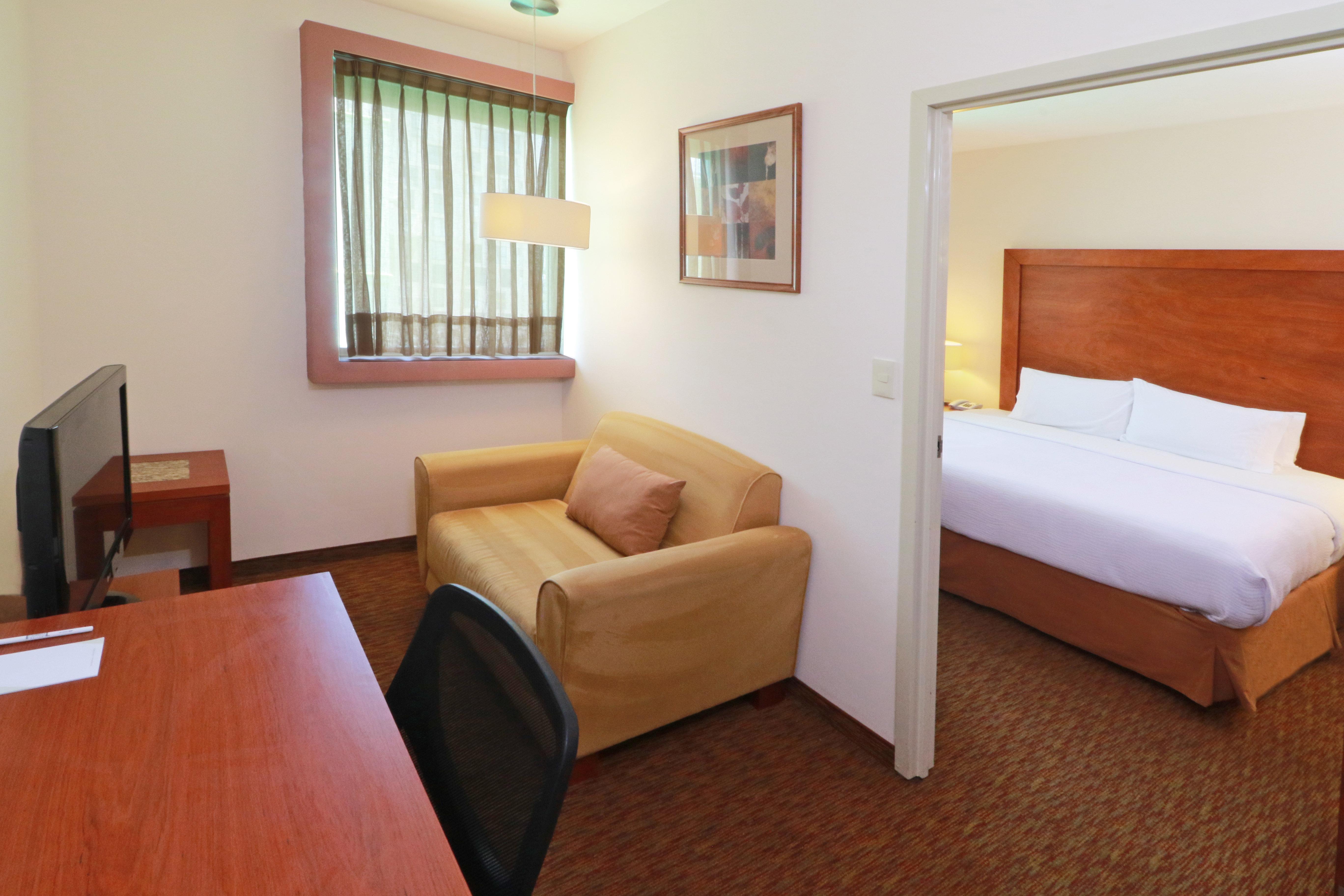 Staybridge Suites Queretaro By Ihg El Salitre Exterior foto
