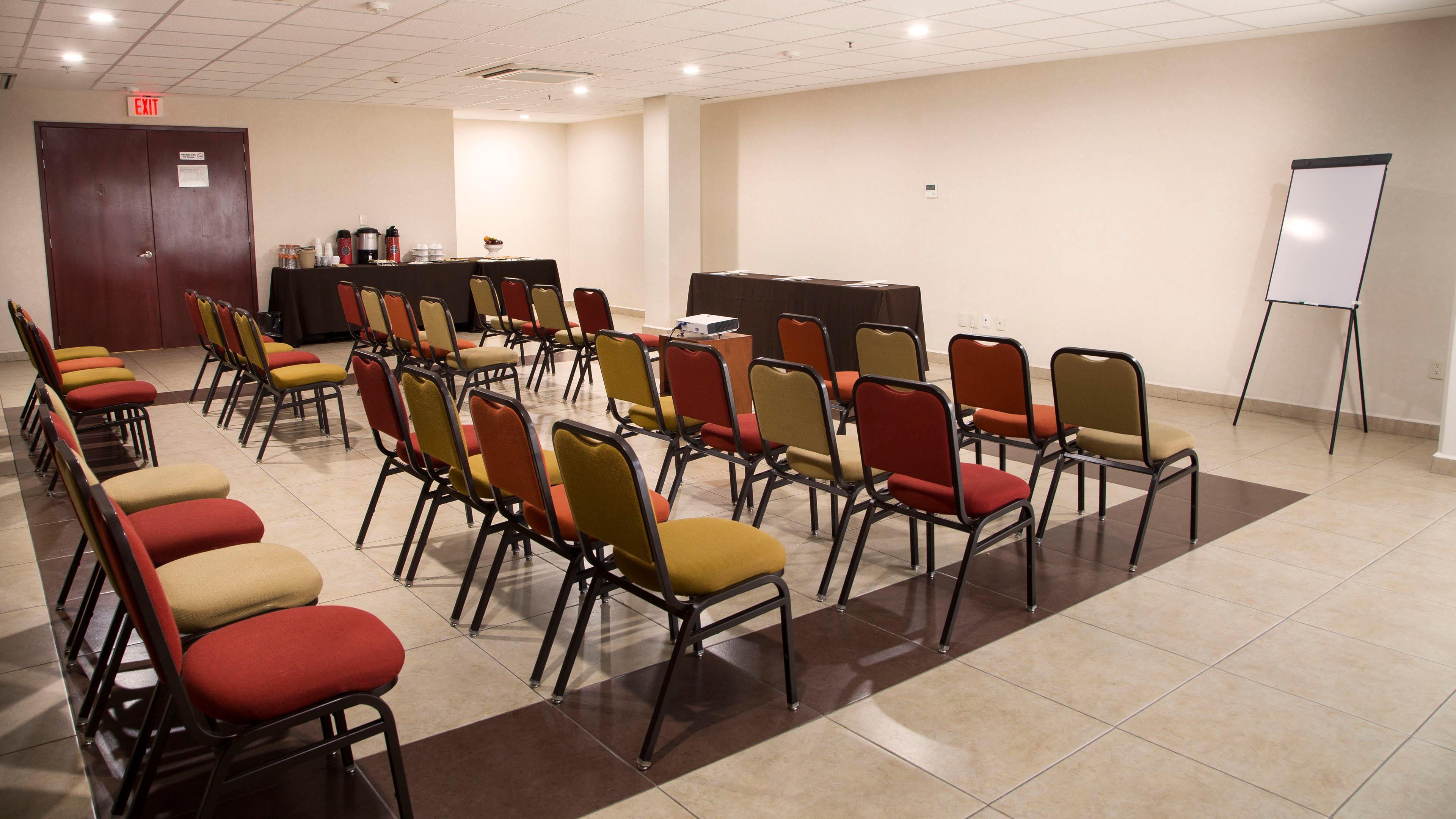 Staybridge Suites Queretaro By Ihg El Salitre Exterior foto