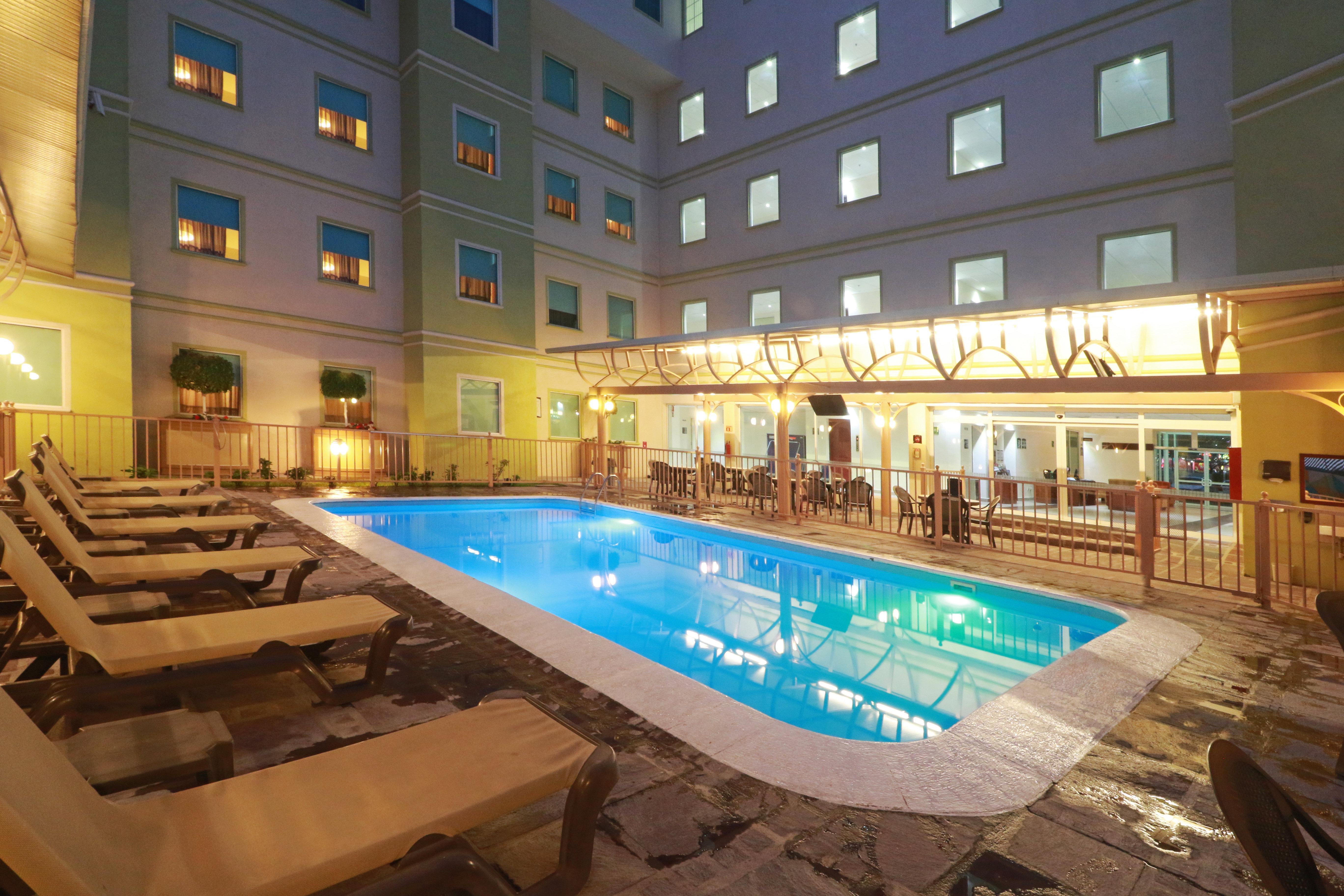 Staybridge Suites Queretaro By Ihg El Salitre Exterior foto