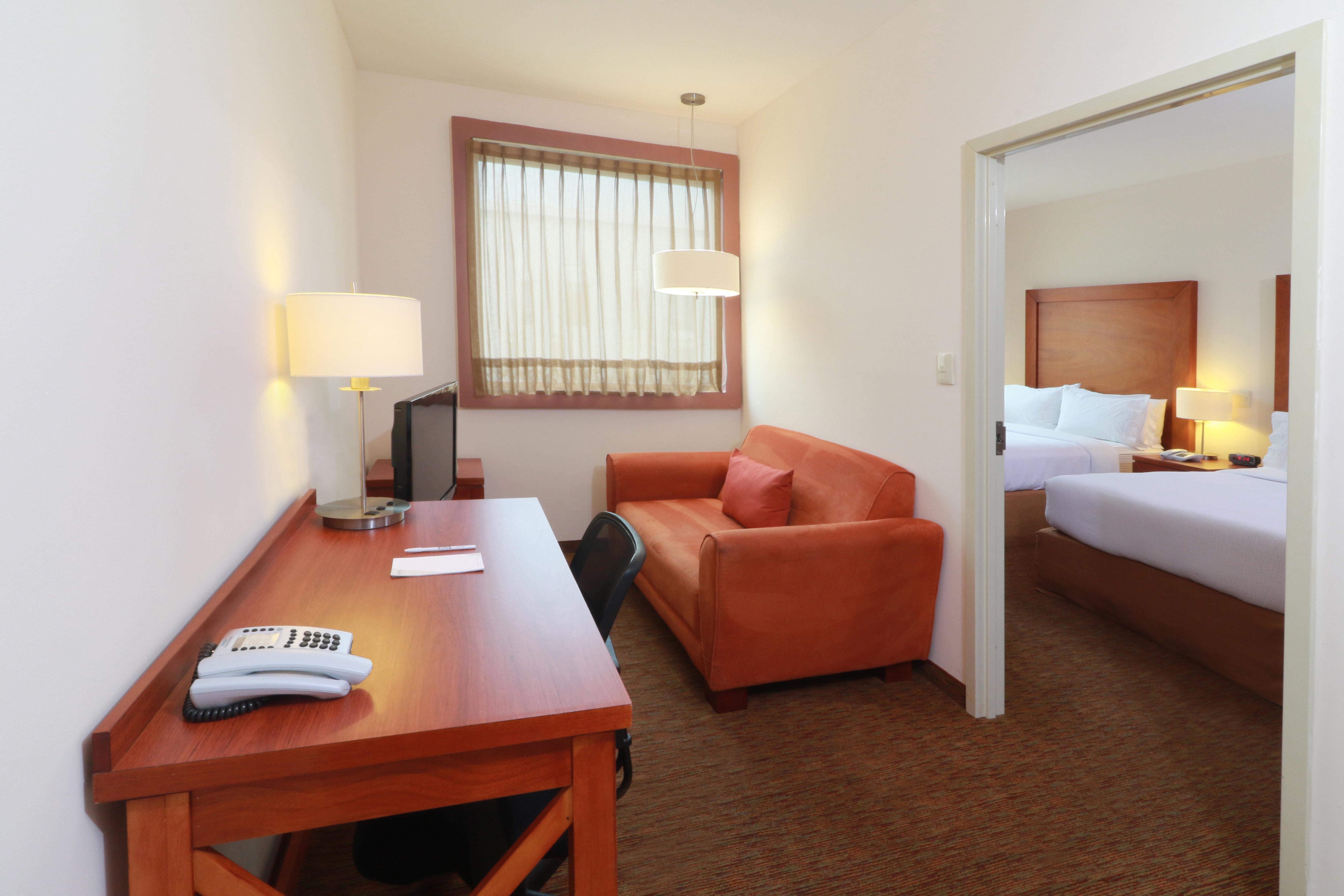 Staybridge Suites Queretaro By Ihg El Salitre Exterior foto