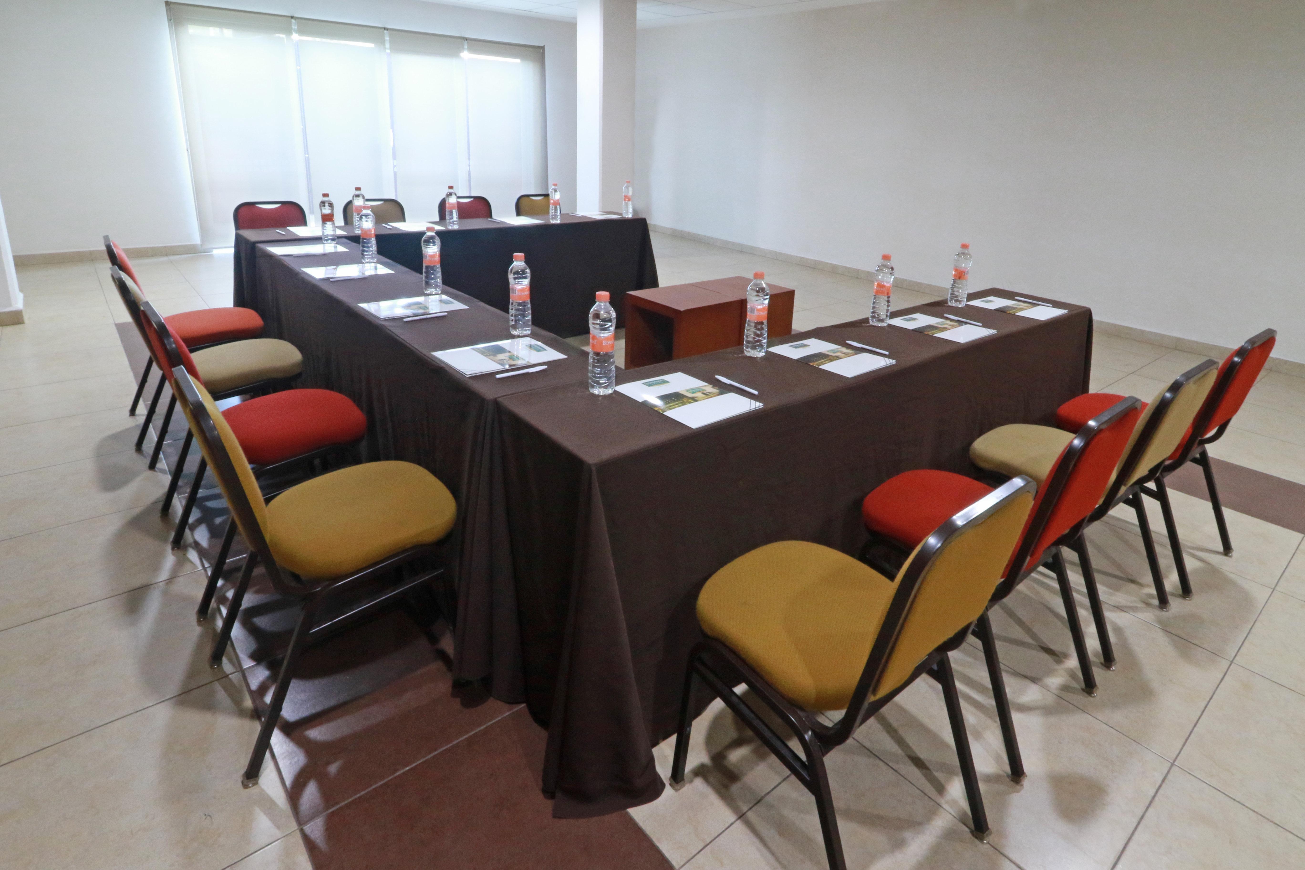 Staybridge Suites Queretaro By Ihg El Salitre Exterior foto