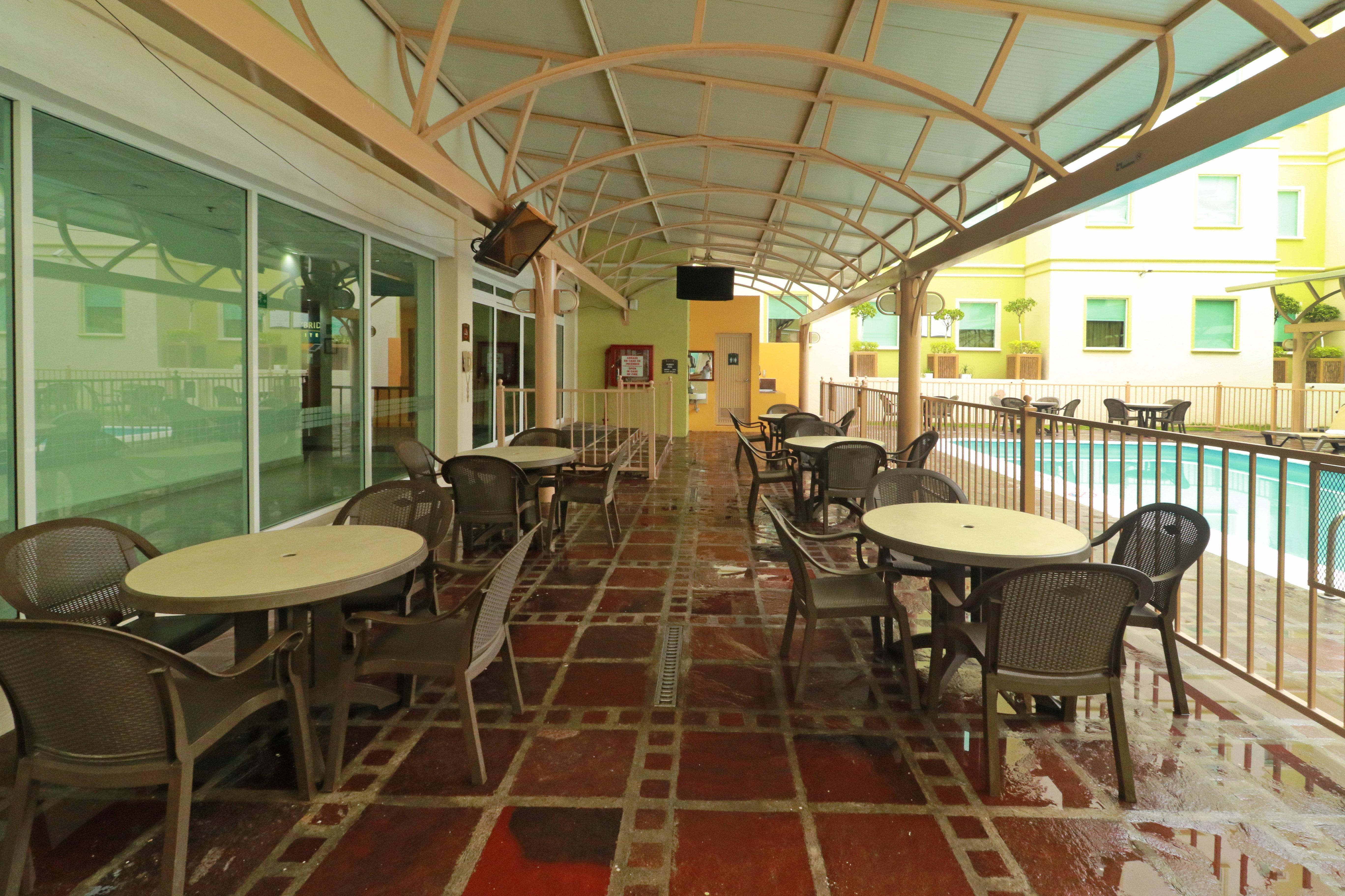 Staybridge Suites Queretaro By Ihg El Salitre Exterior foto
