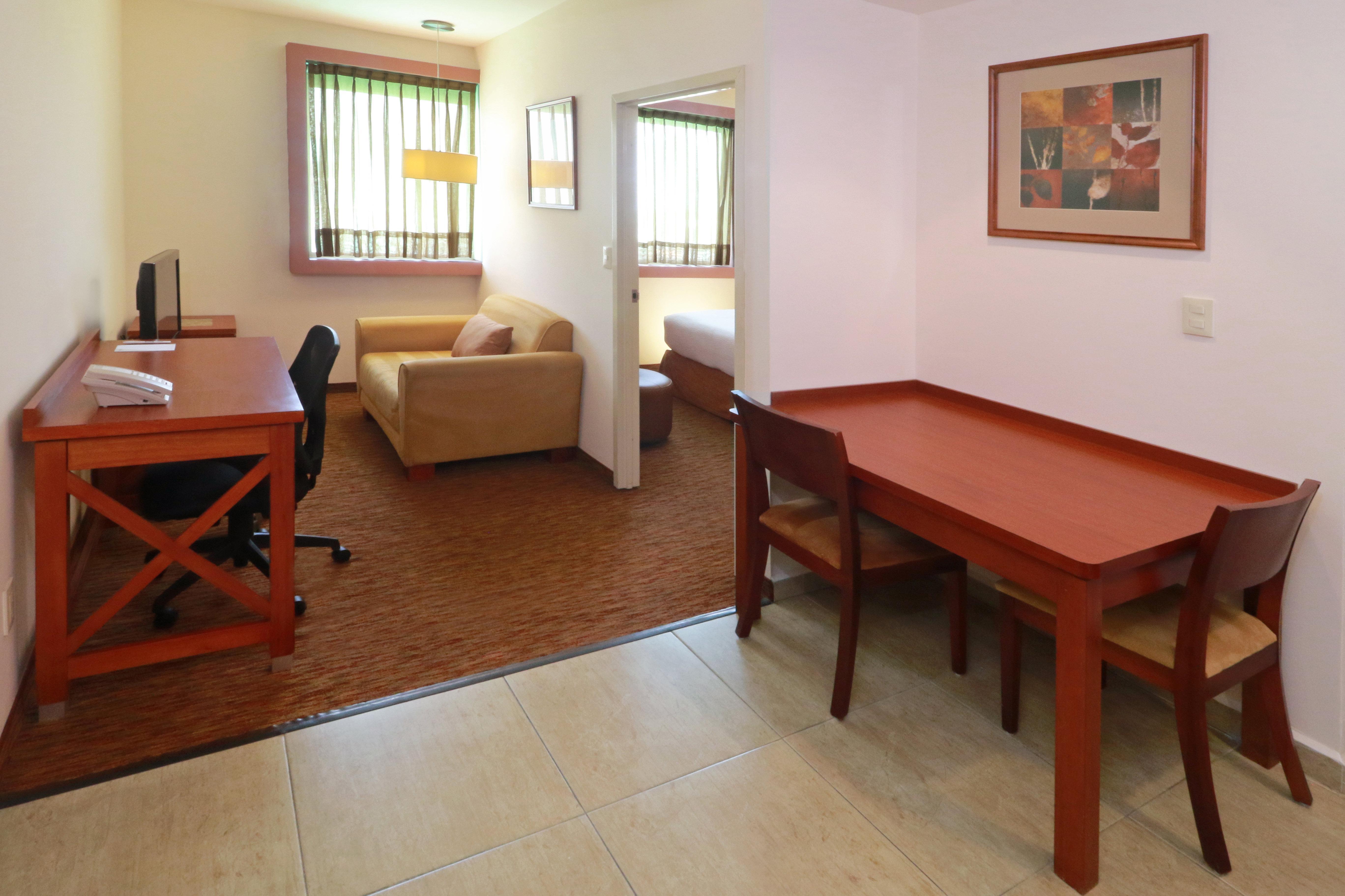 Staybridge Suites Queretaro By Ihg El Salitre Exterior foto
